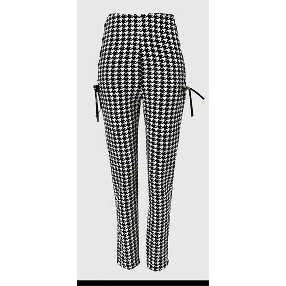 Houndstooth leggings with lace up sides, high waste stretchy pants . - Picture 10 of 13